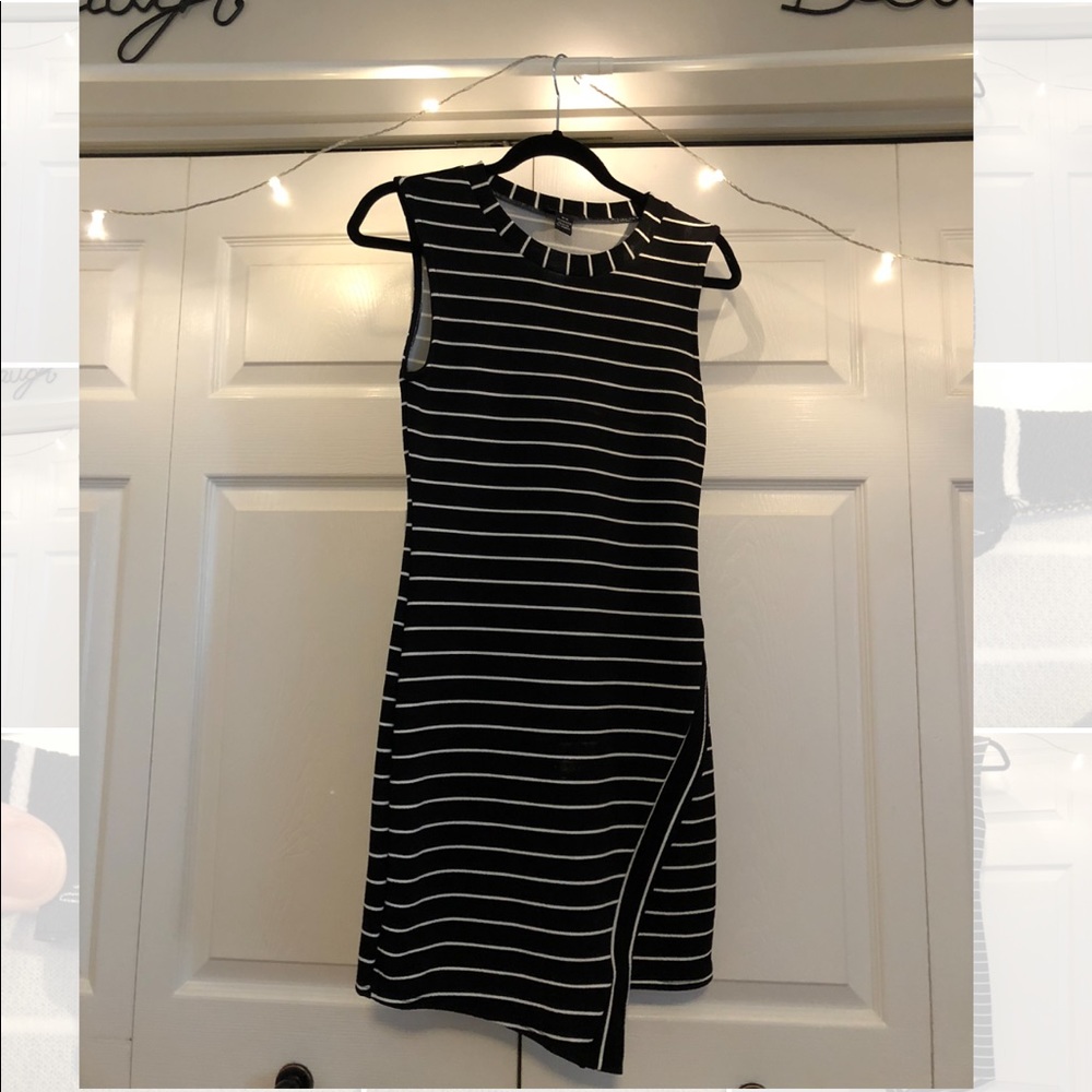 Stripped dress (size M)